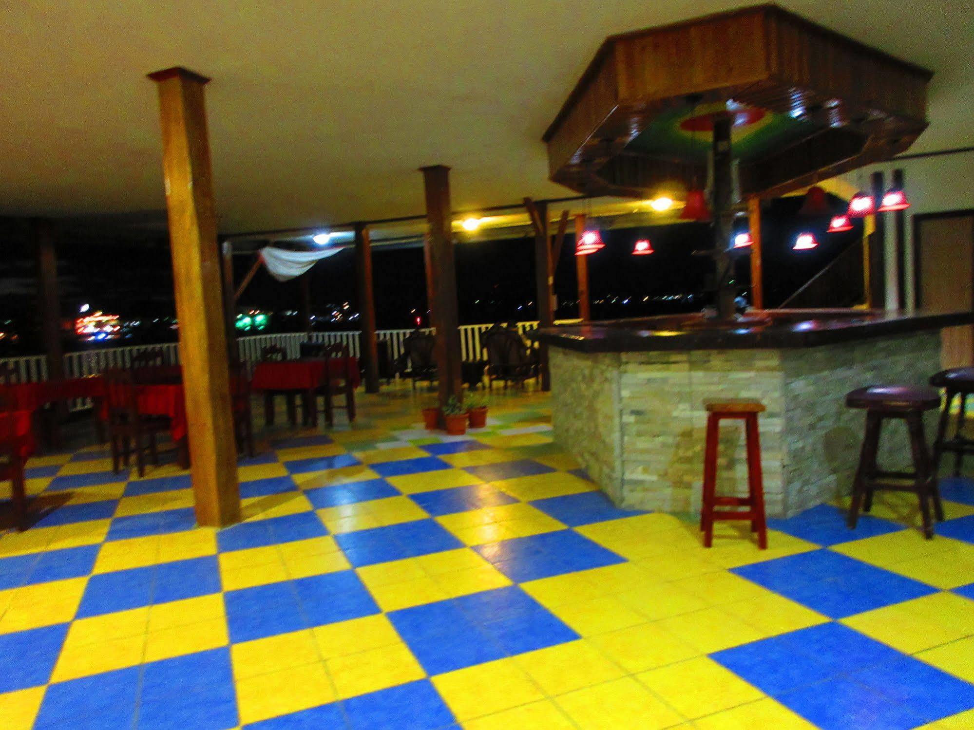 Bocas del Toro Los Balcones Over The Sea Hotel מראה חיצוני תמונה