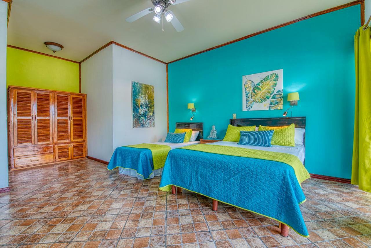 Bocas del Toro Los Balcones Over The Sea Hotel מראה חיצוני תמונה